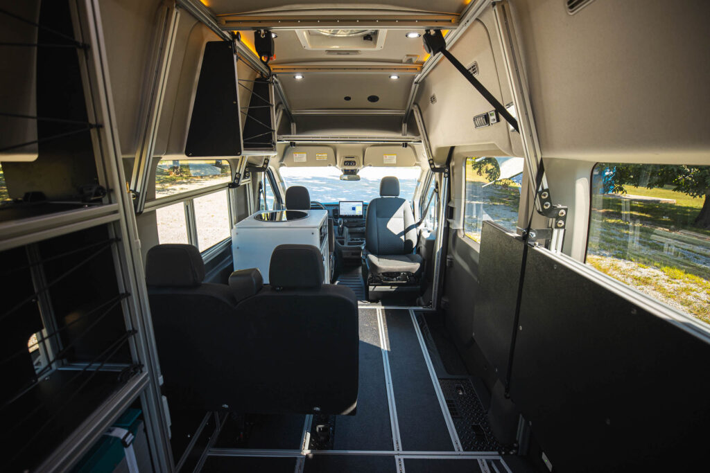 4 person seating DO
