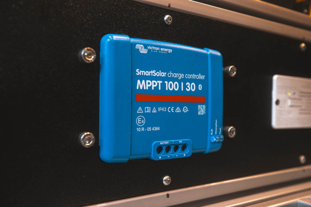 MPPT Controller (1 of 2)