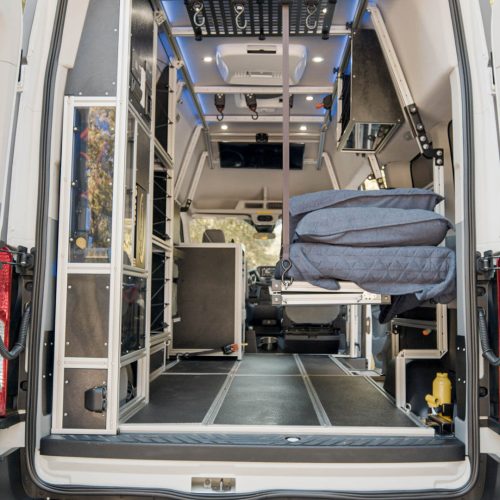 DO Model Ford Transit